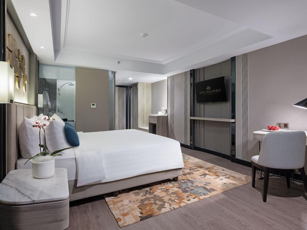 Royal Malioboro By Aston Hotell Yogyakarta Exteriör bild